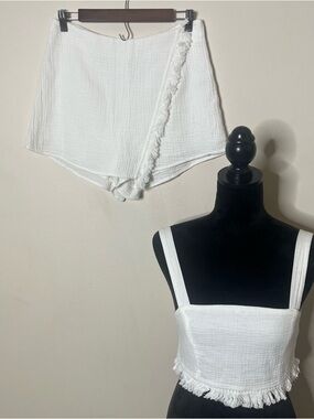 Sundays Women’s Two-Piece White Gauze‎ Fringe Crop Top & Fringe Skort Set Sz S